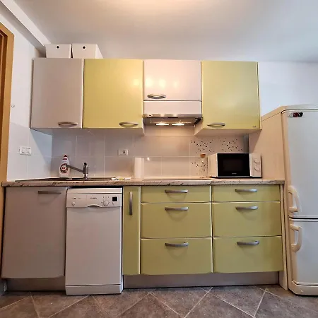 Libra Apartment